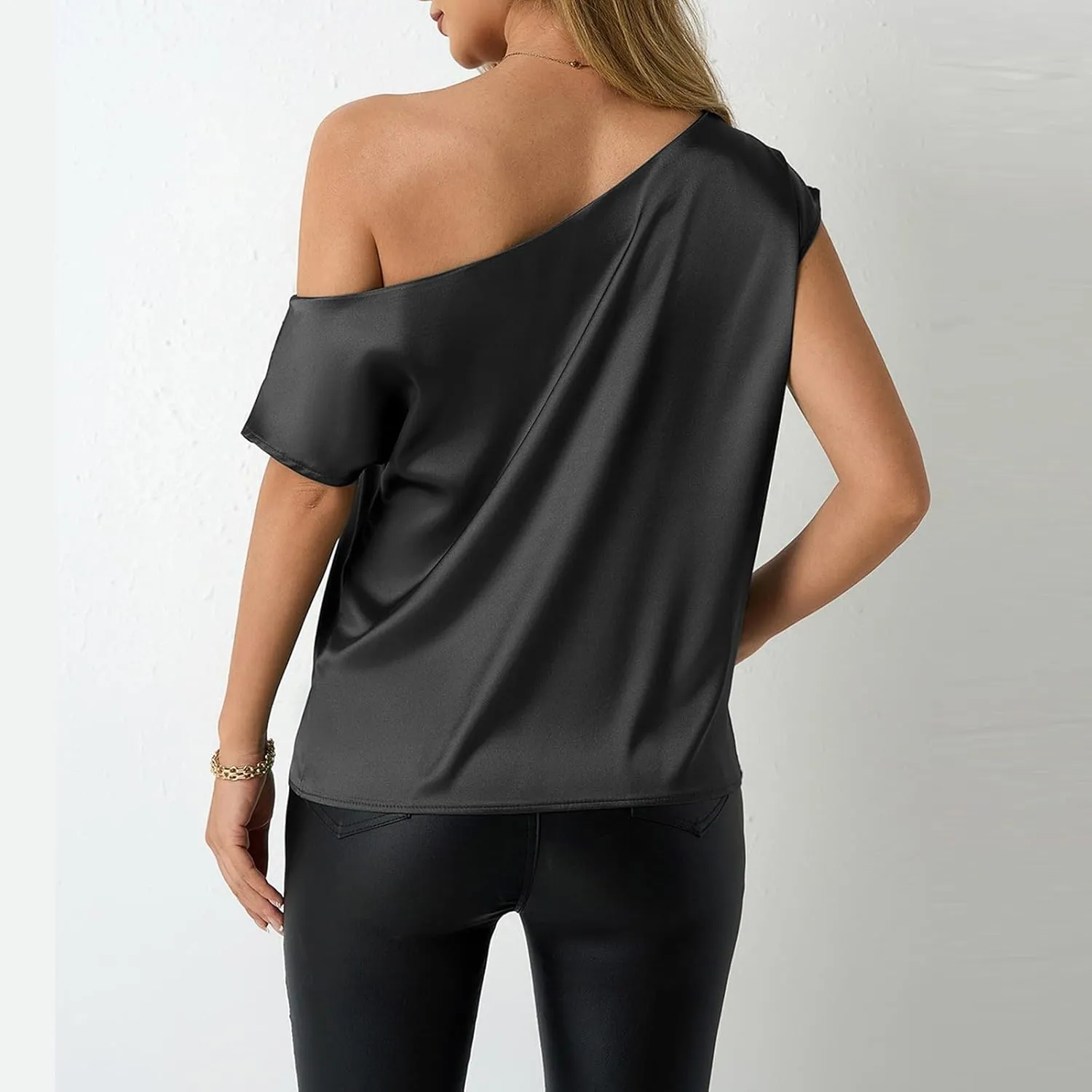 Womens Satin Tank Tops Sleeveless Lightweight Outdoor Vacation Shirts Casual Loose Summer Fashion Tees Blouses 2025